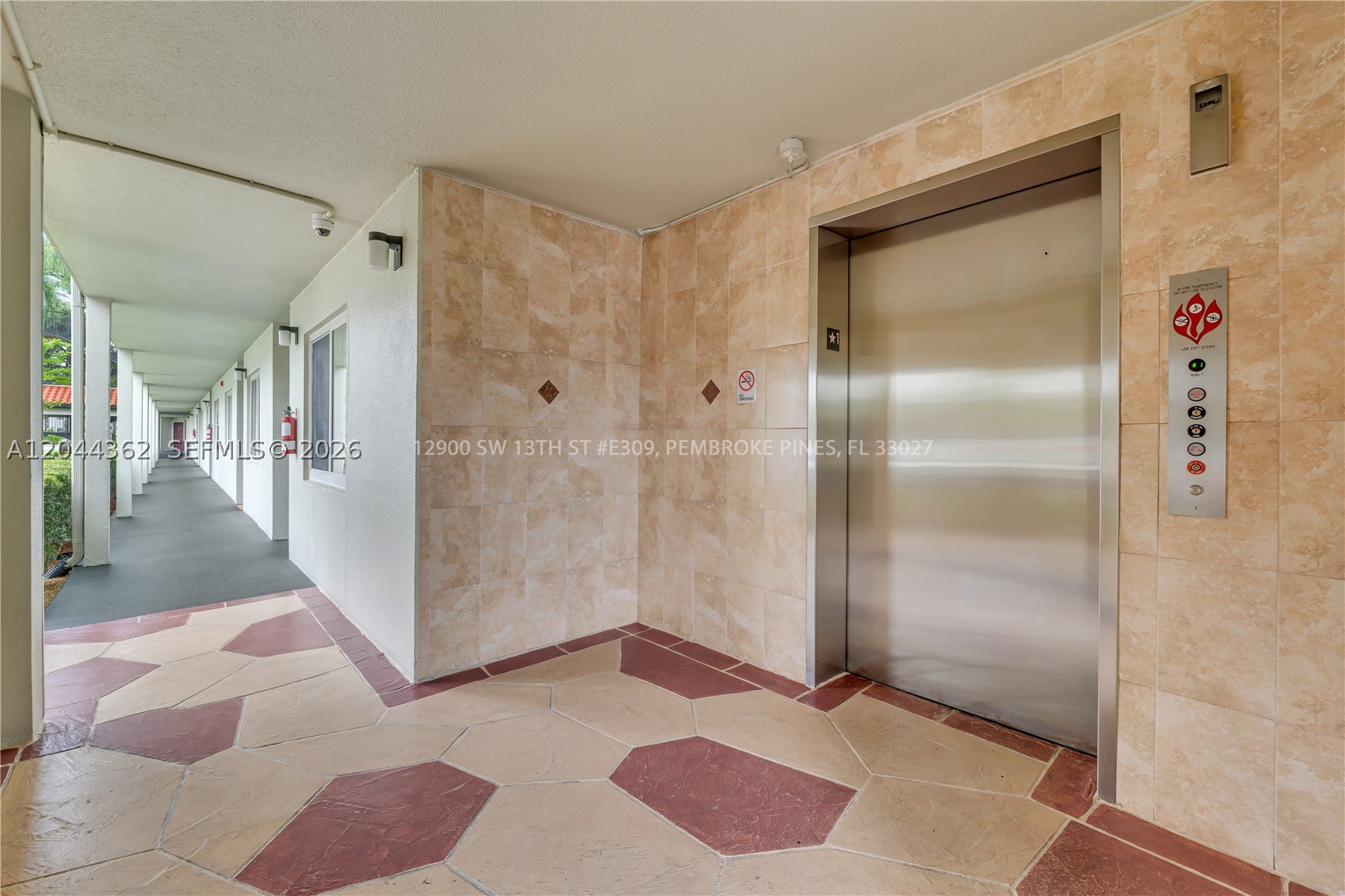 Pembroke Pines photo 3