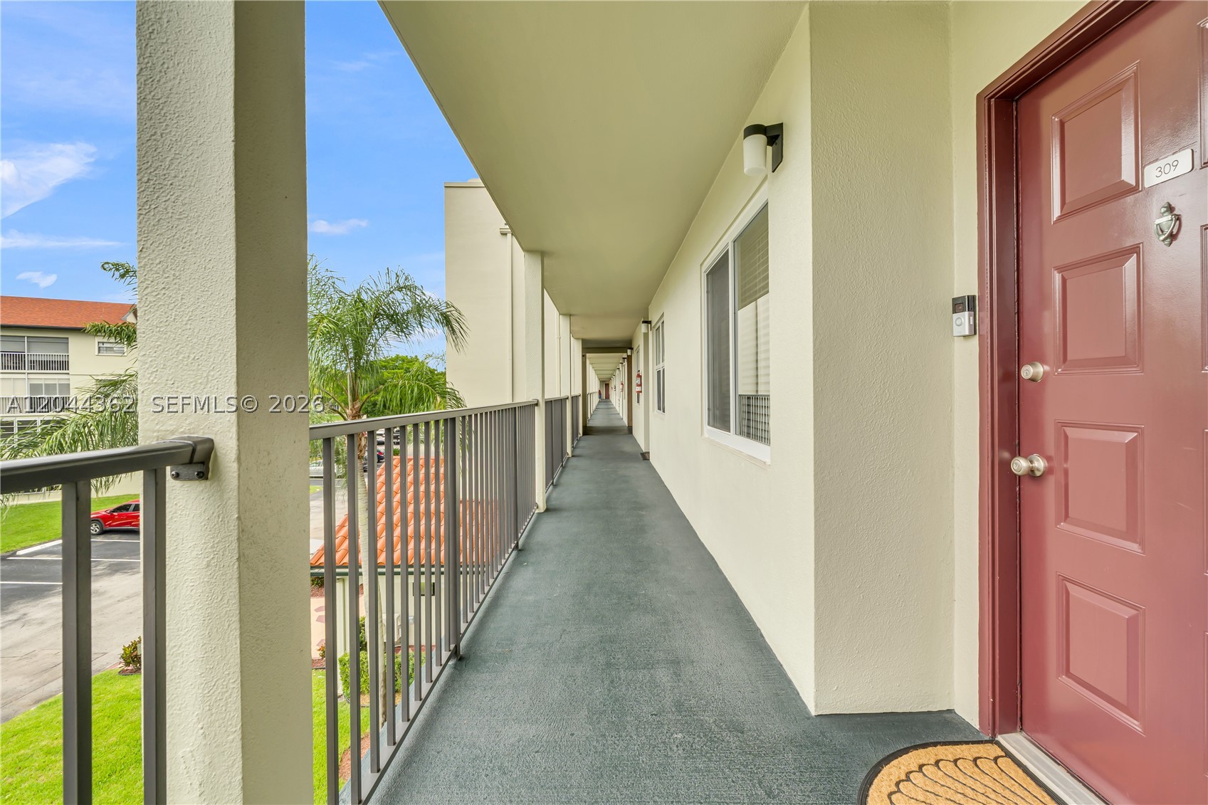 Pembroke Pines photo 4