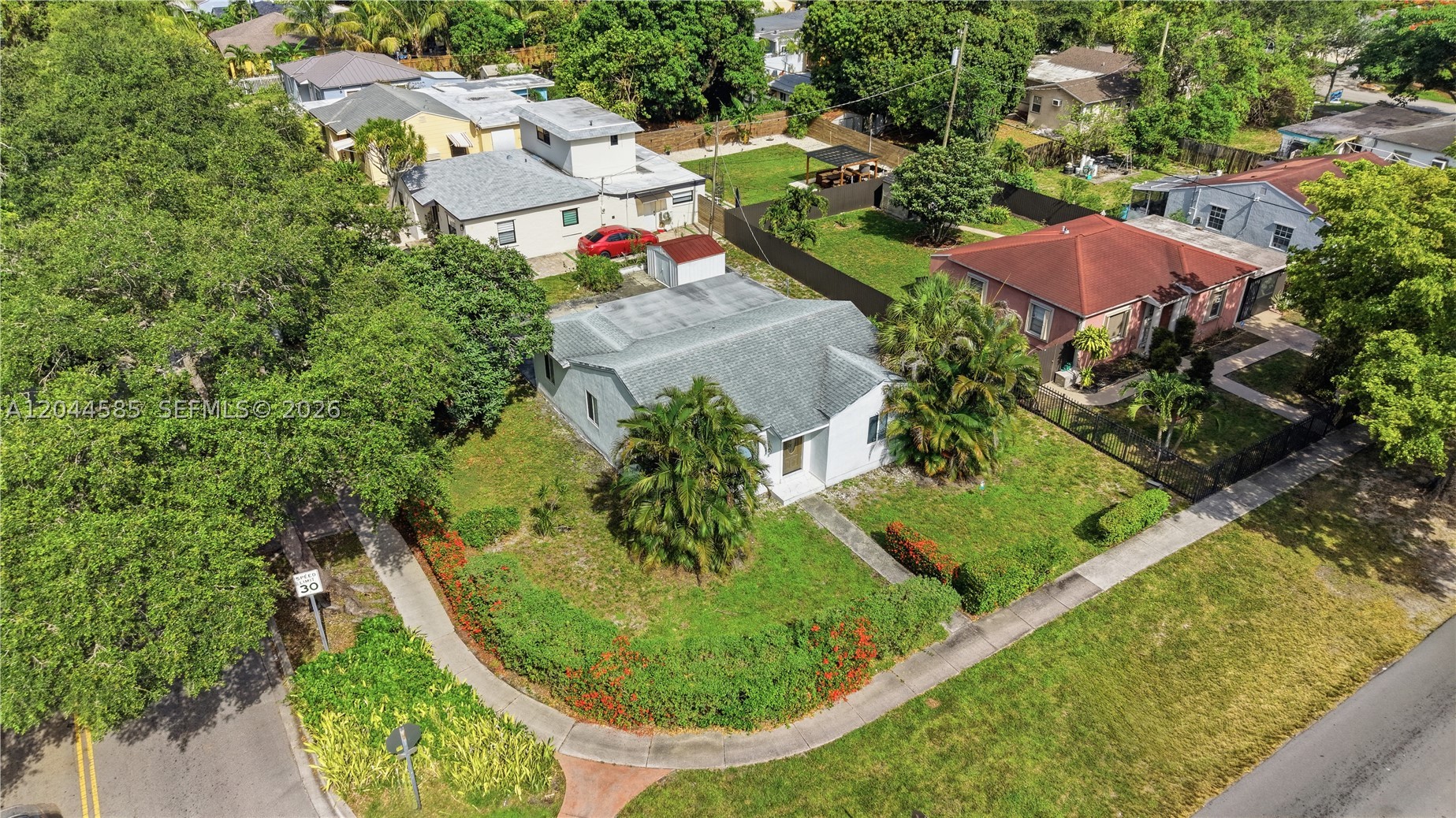 North Miami photo 2