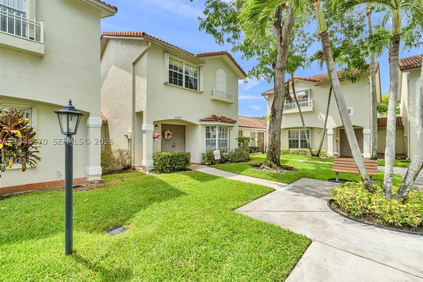 Pembroke Pines photo 5