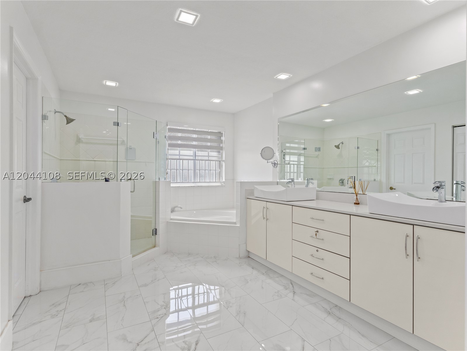 Doral photo 5