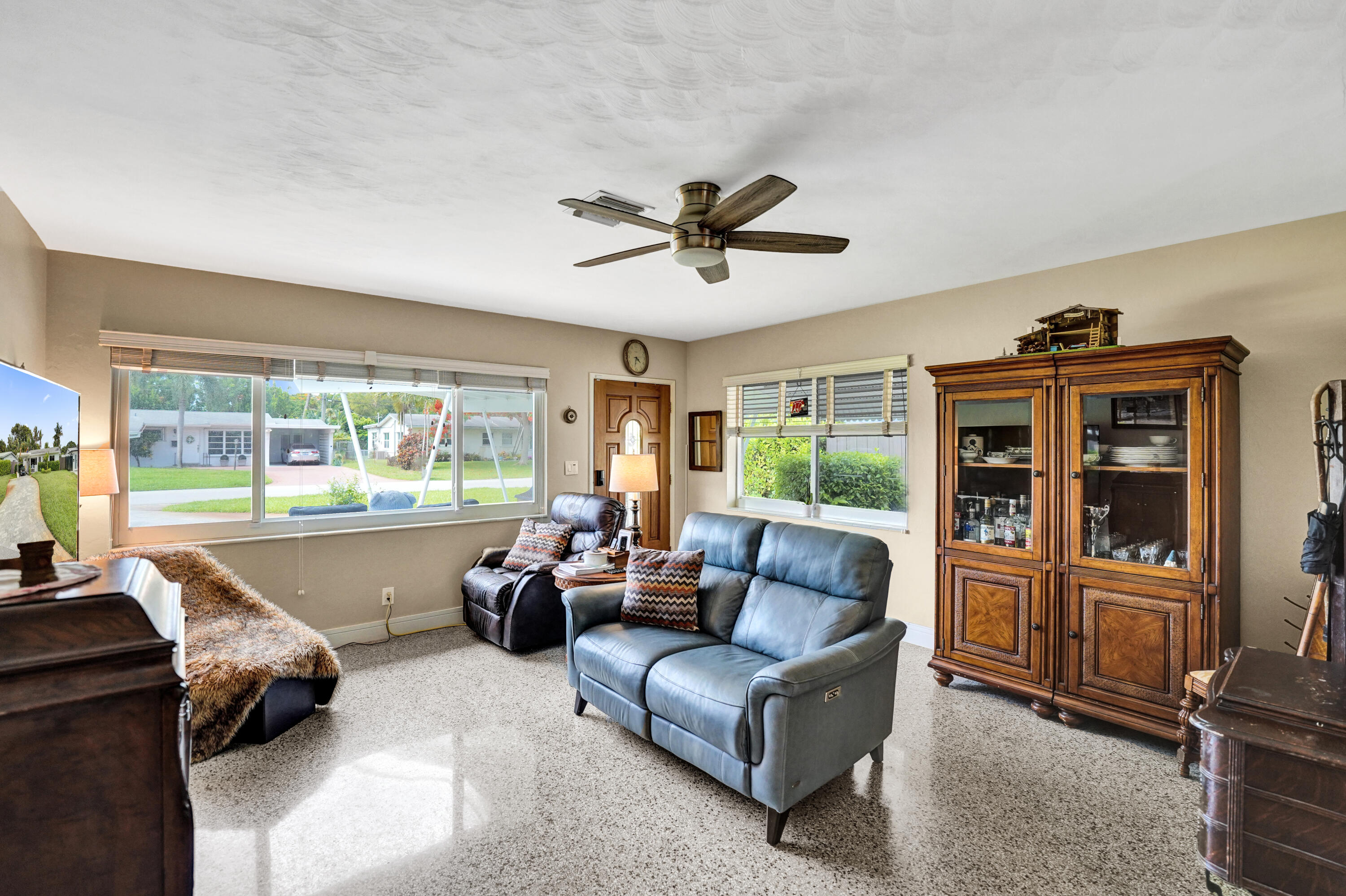 Wilton Manors photo 3