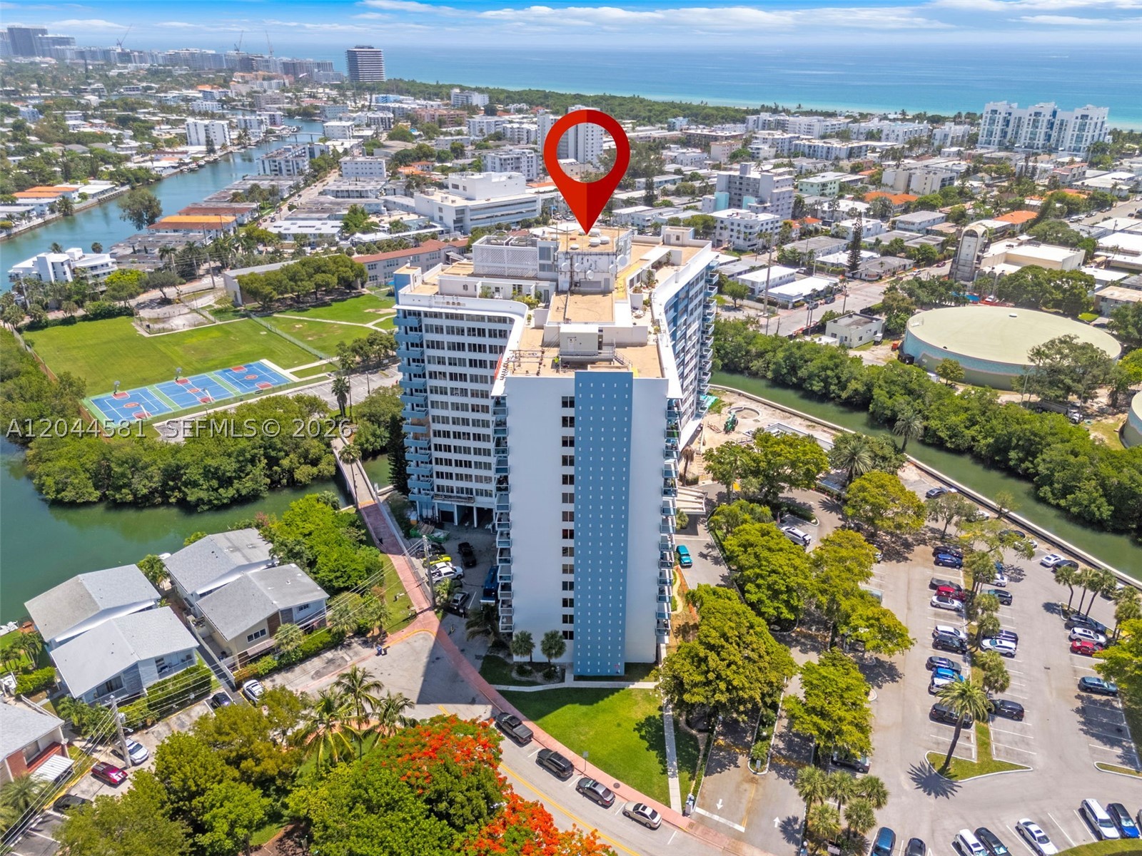 Miami Beach photo 1