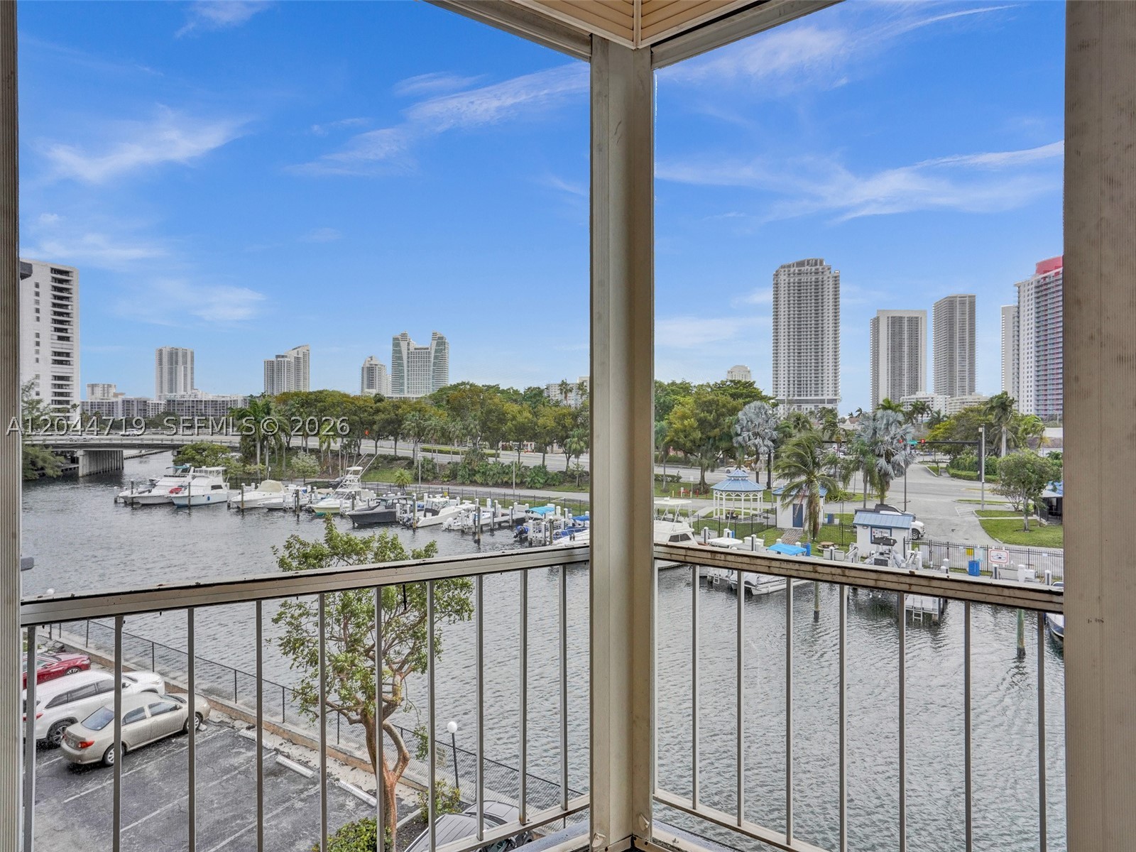 Hallandale Beach photo 1