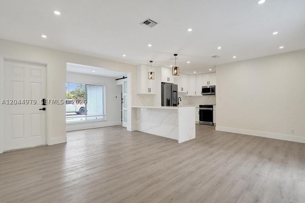 Pembroke Pines photo 5