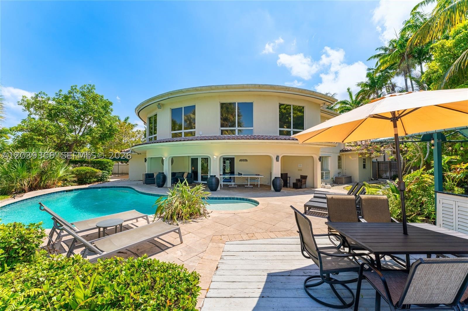 Wilton Manors photo 1