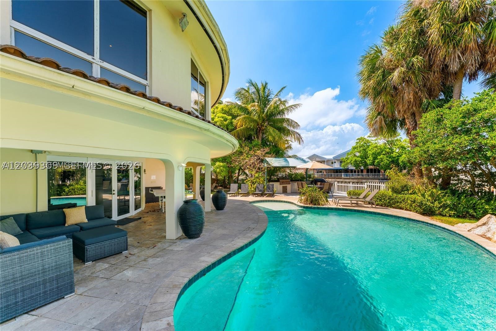 Wilton Manors photo 3