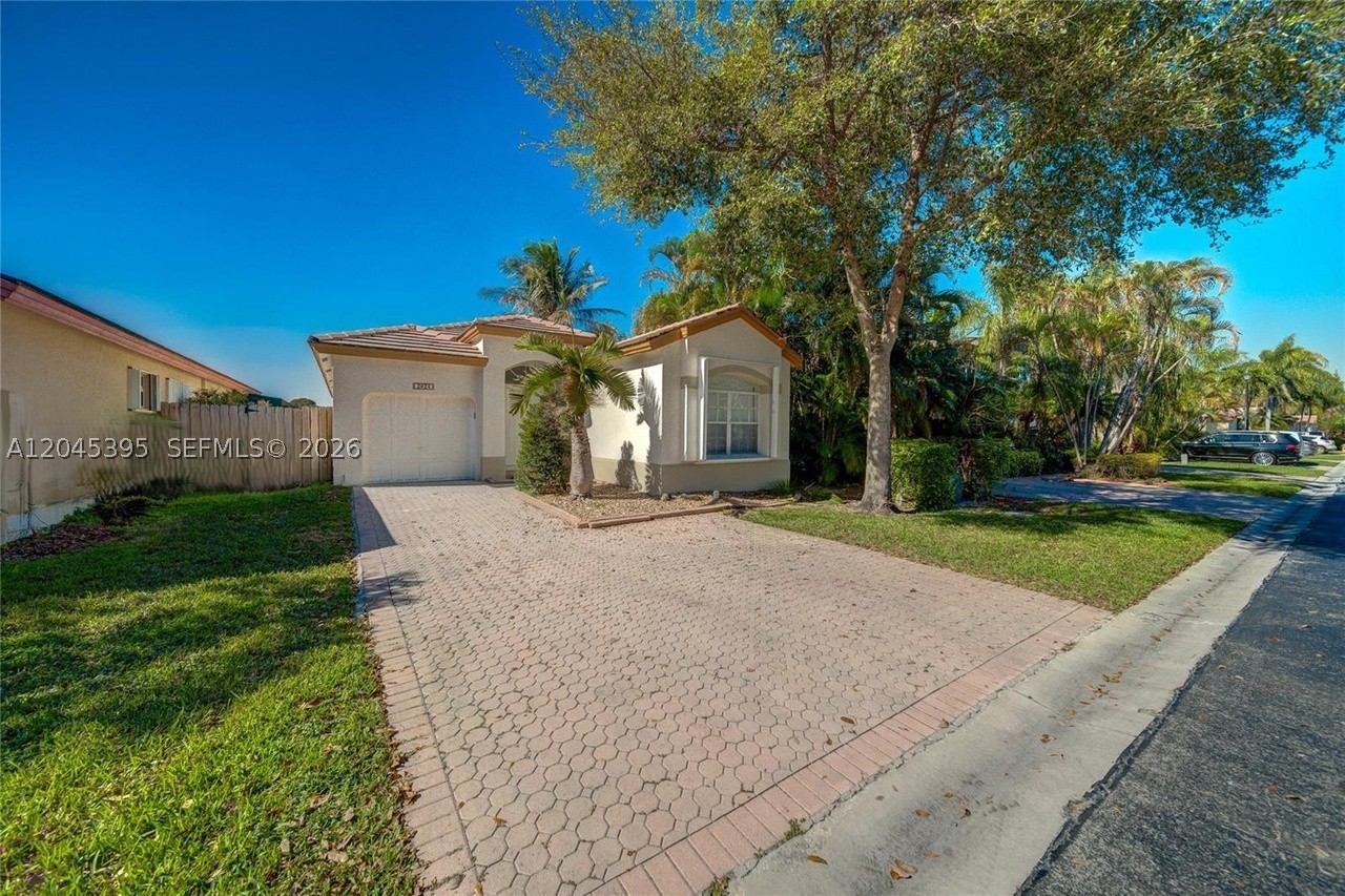 Doral photo 3