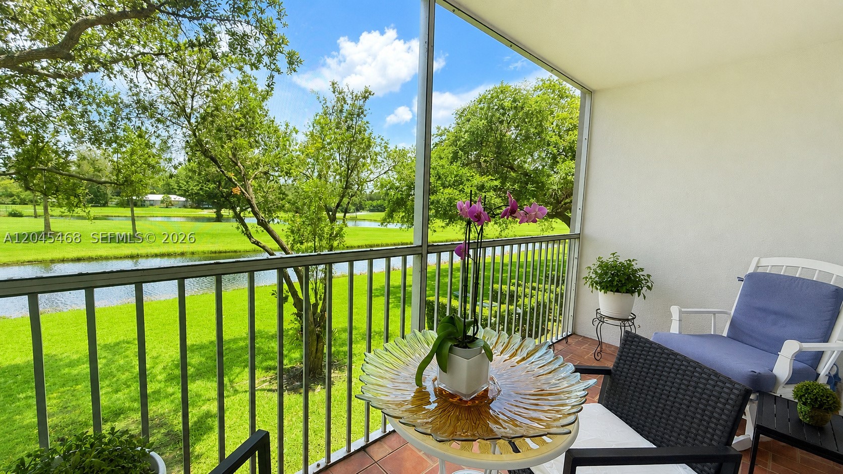 Pembroke Pines photo 1