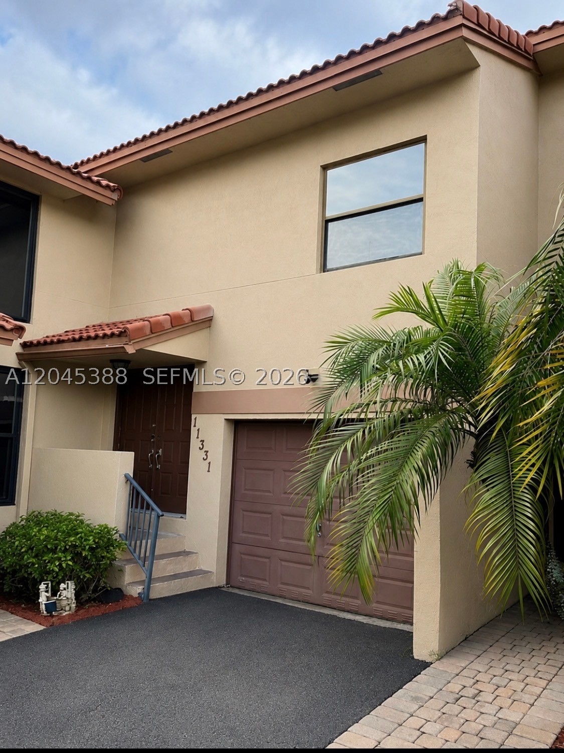 Pembroke Pines photo 2