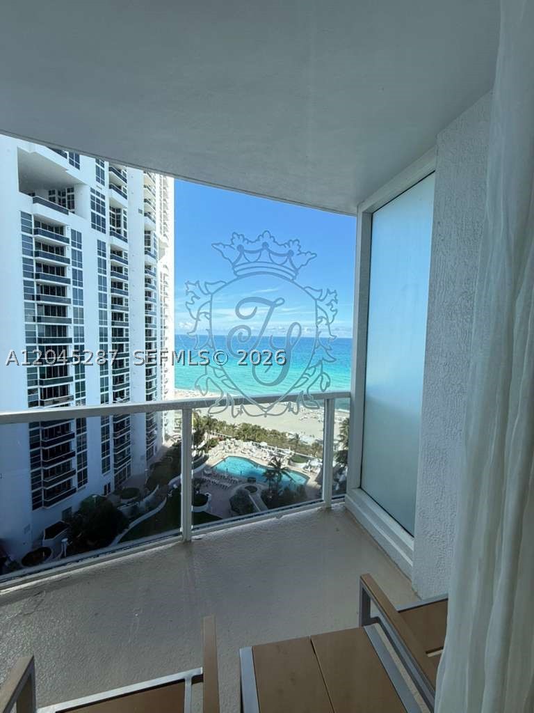 Sunny Isles Beach photo 2