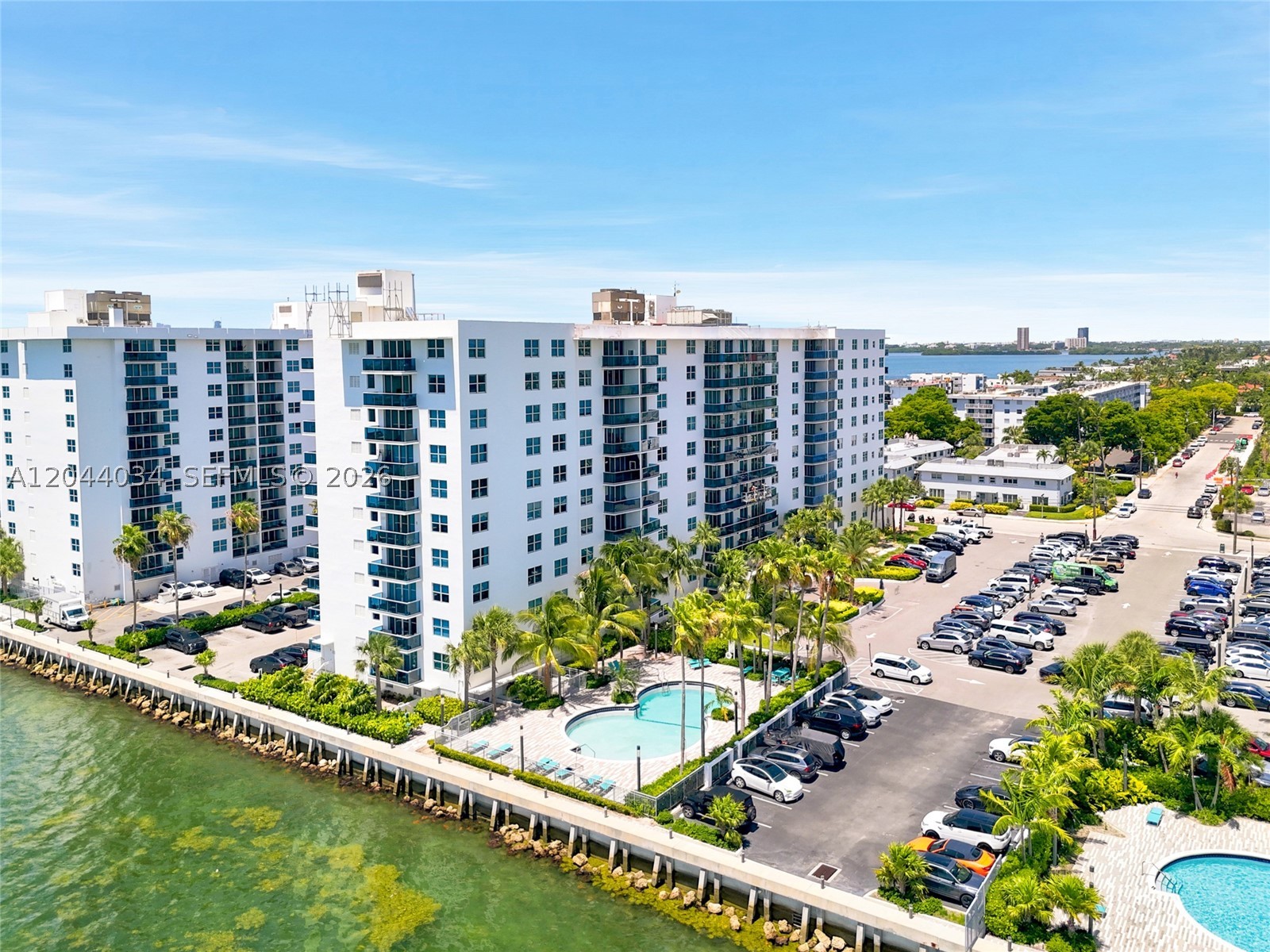 North Bay Village photo 1
