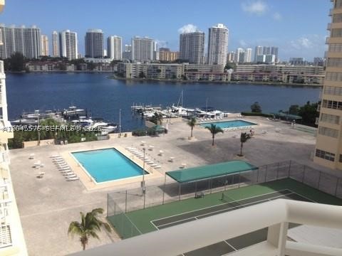 Aventura photo 1