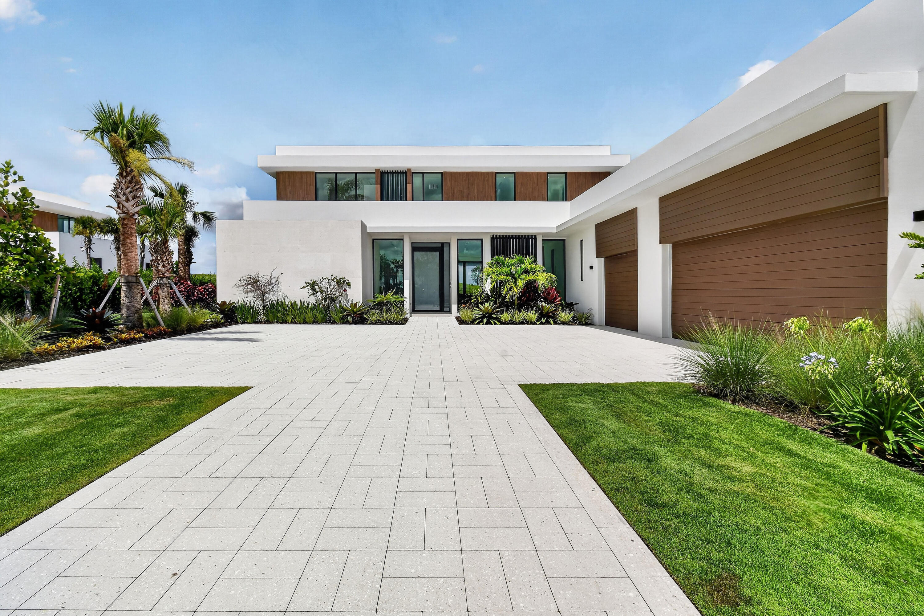 Palm Beach Gardens photo 2