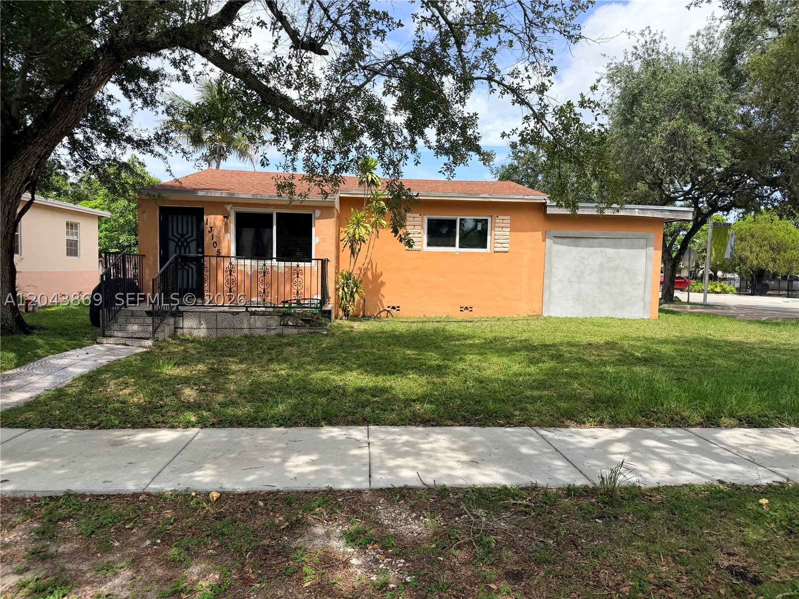 North Miami photo 2