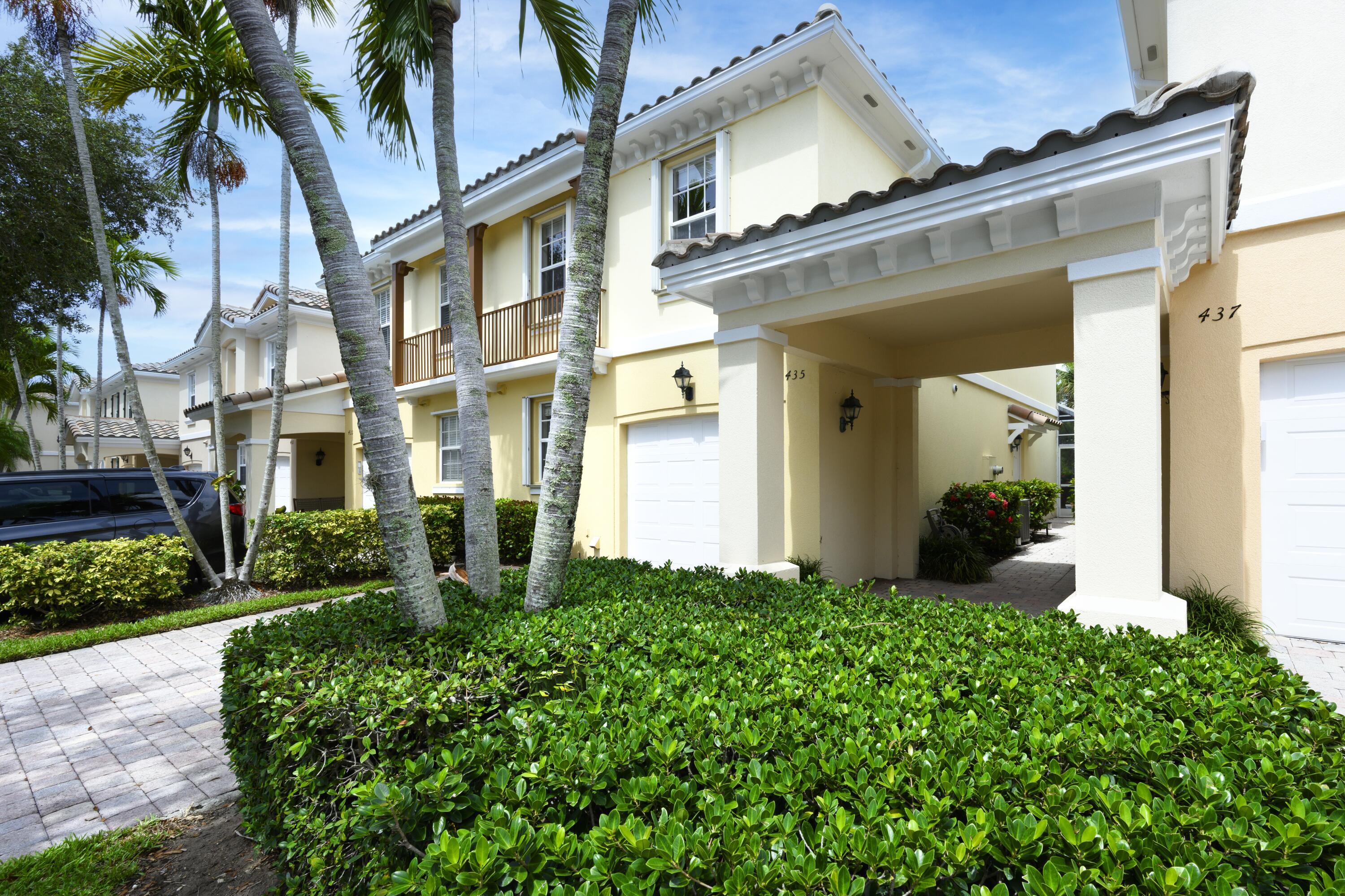 Palm Beach Gardens photo 2