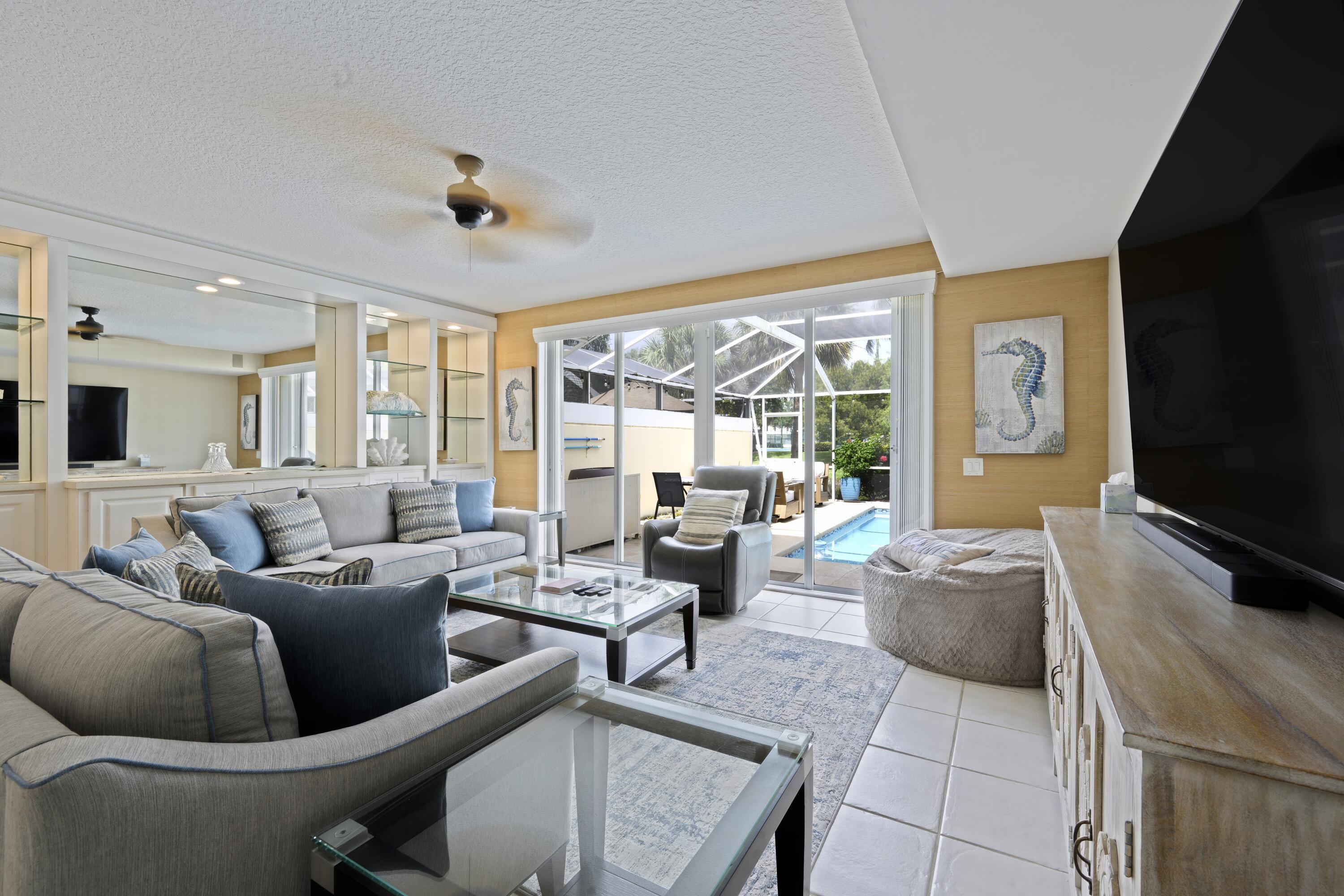 Palm Beach Gardens photo 4