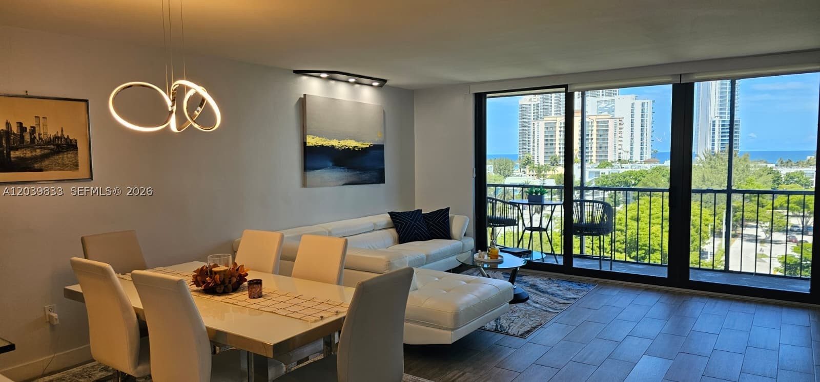 Sunny Isles Beach photo 2