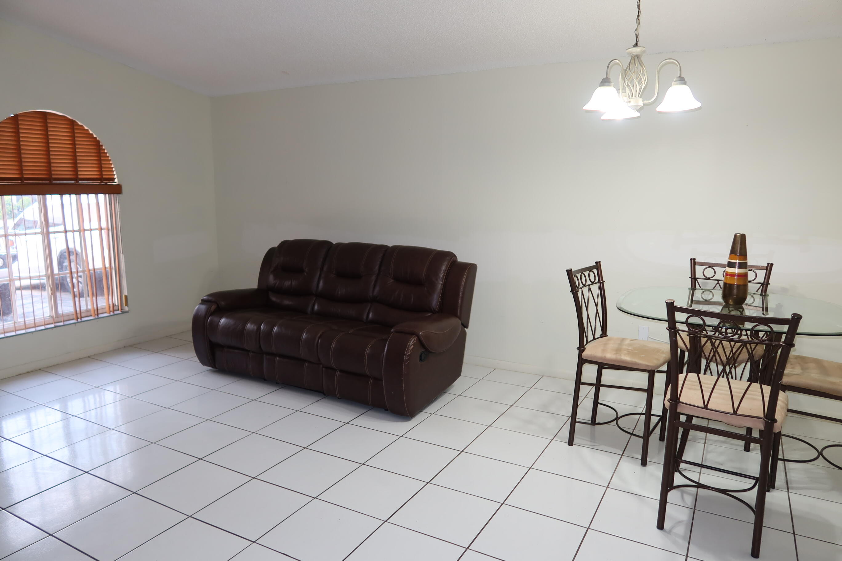 Hialeah photo 5
