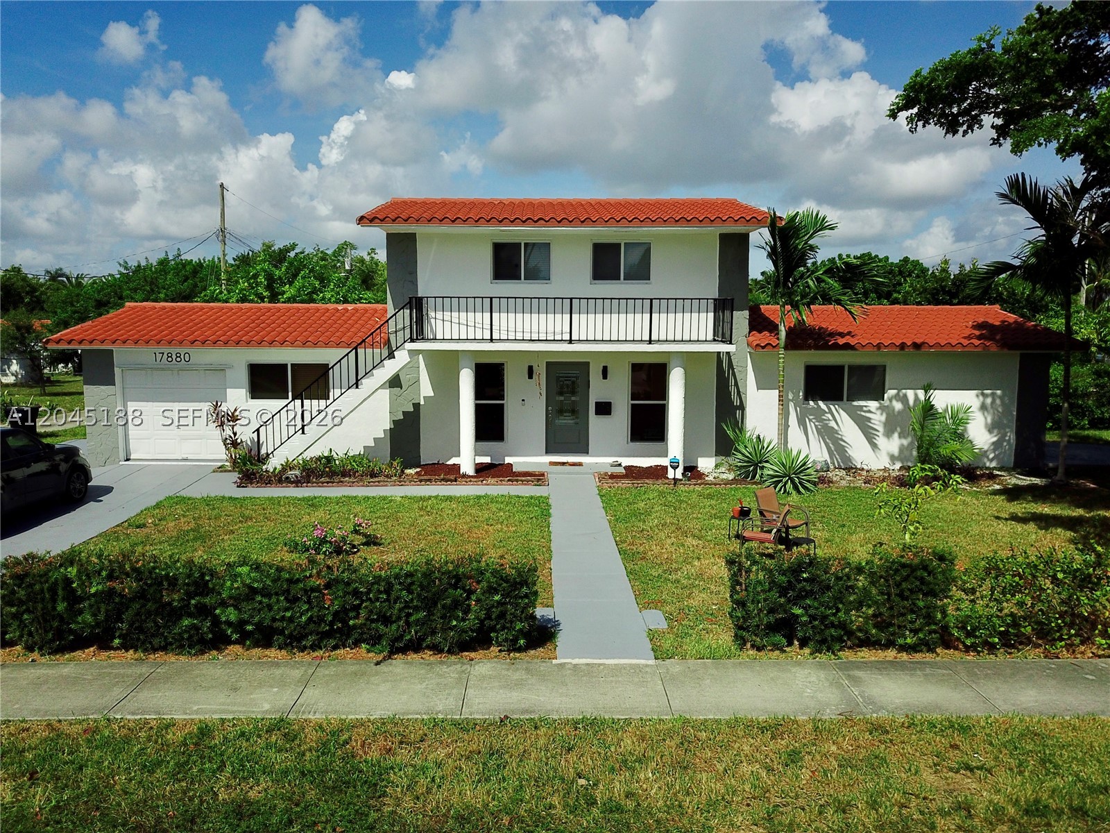 North Miami Beach photo 1