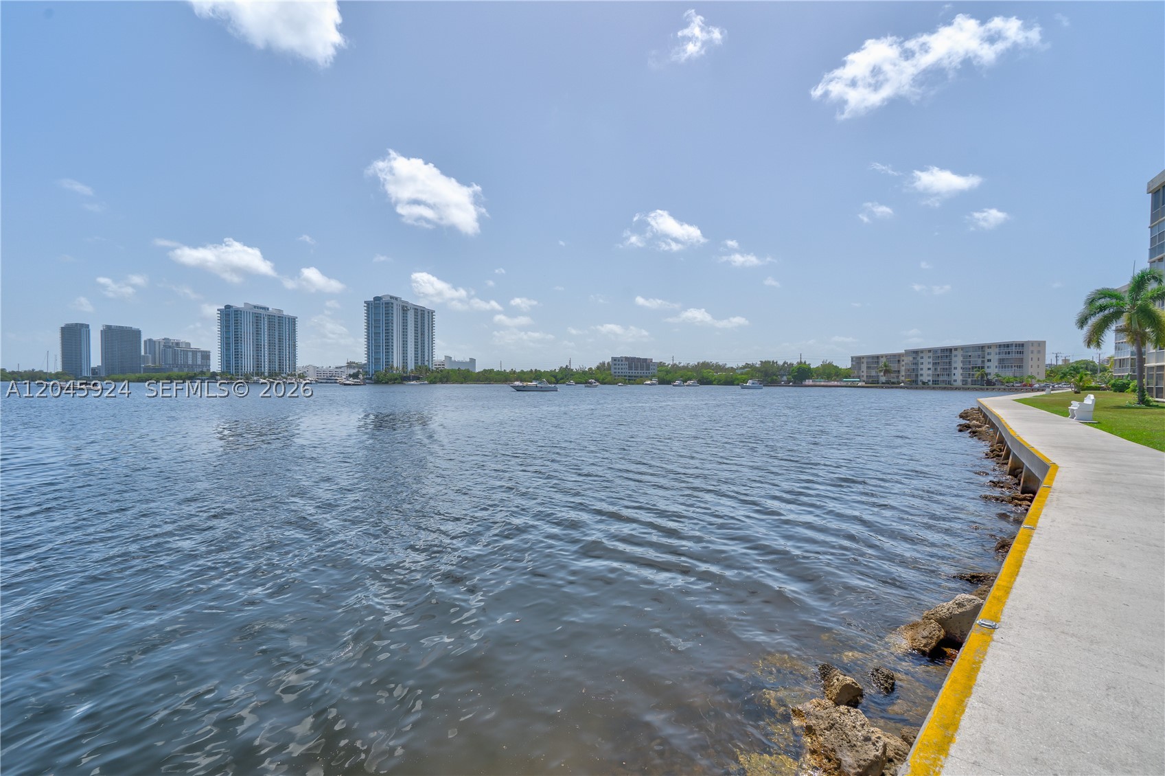 Aventura photo 1