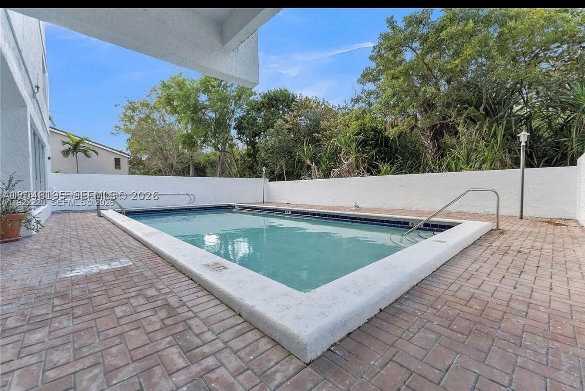 North Miami Beach photo 2