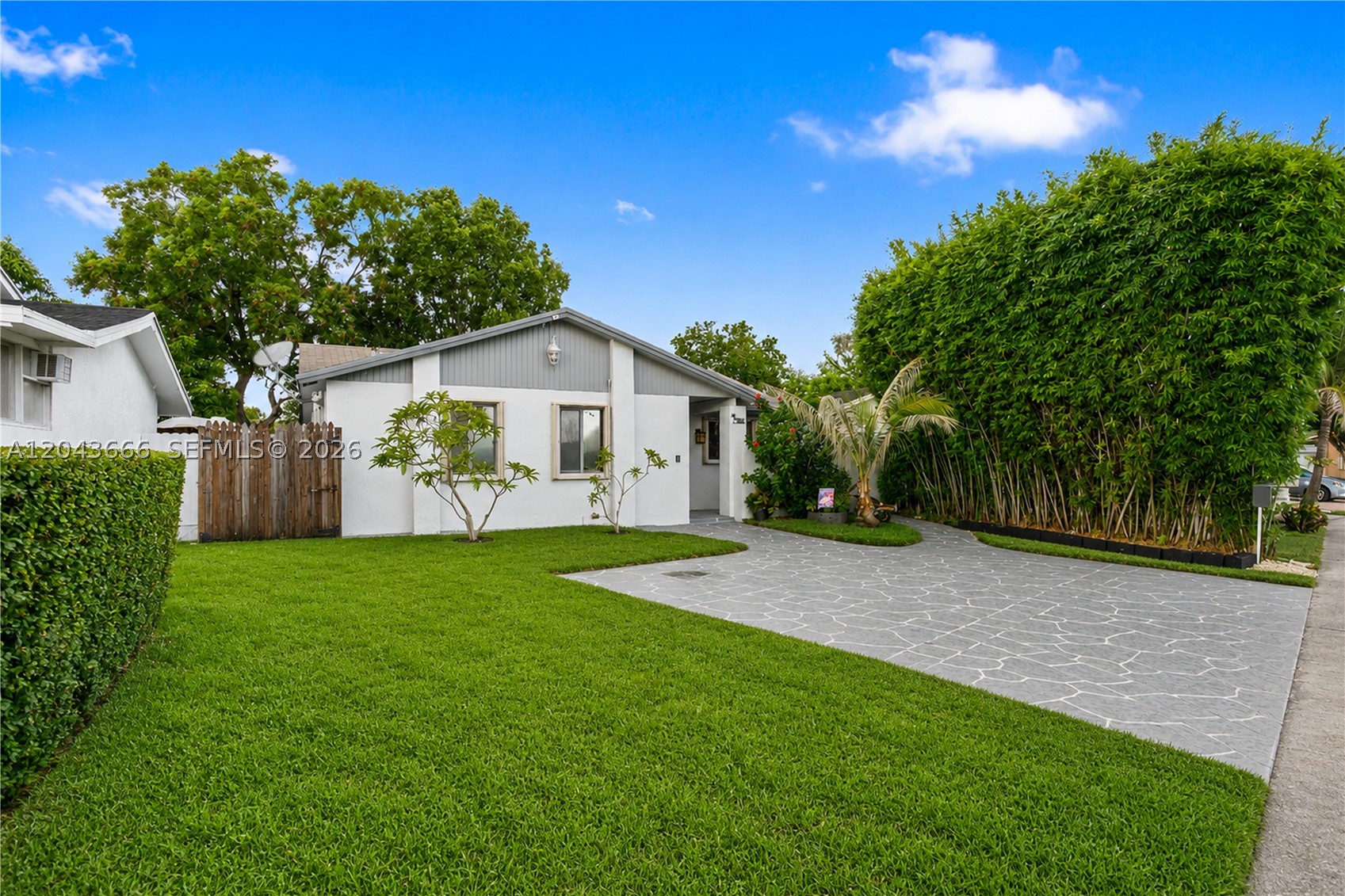Miami Gardens photo 3