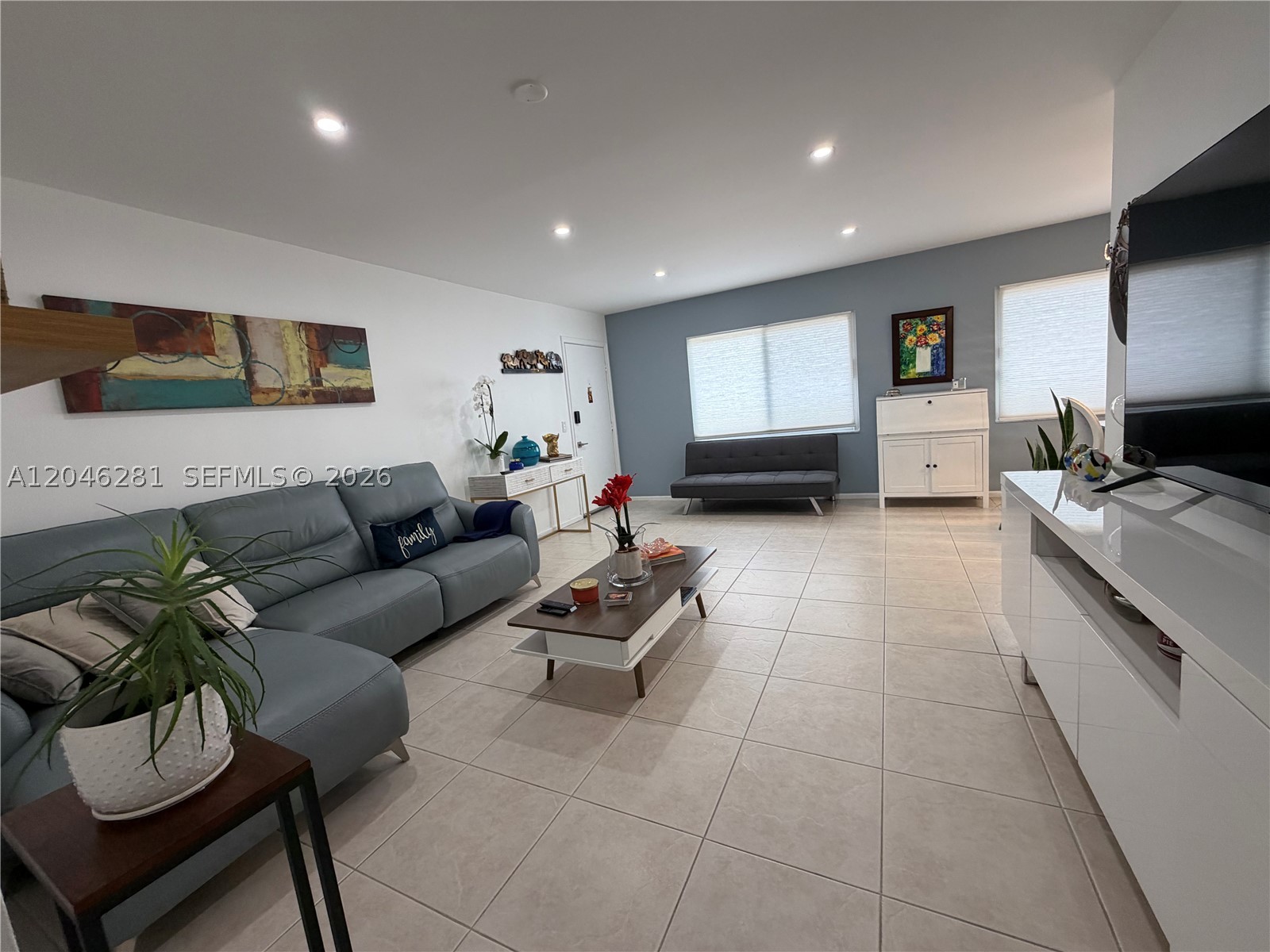 Pembroke Pines photo 5