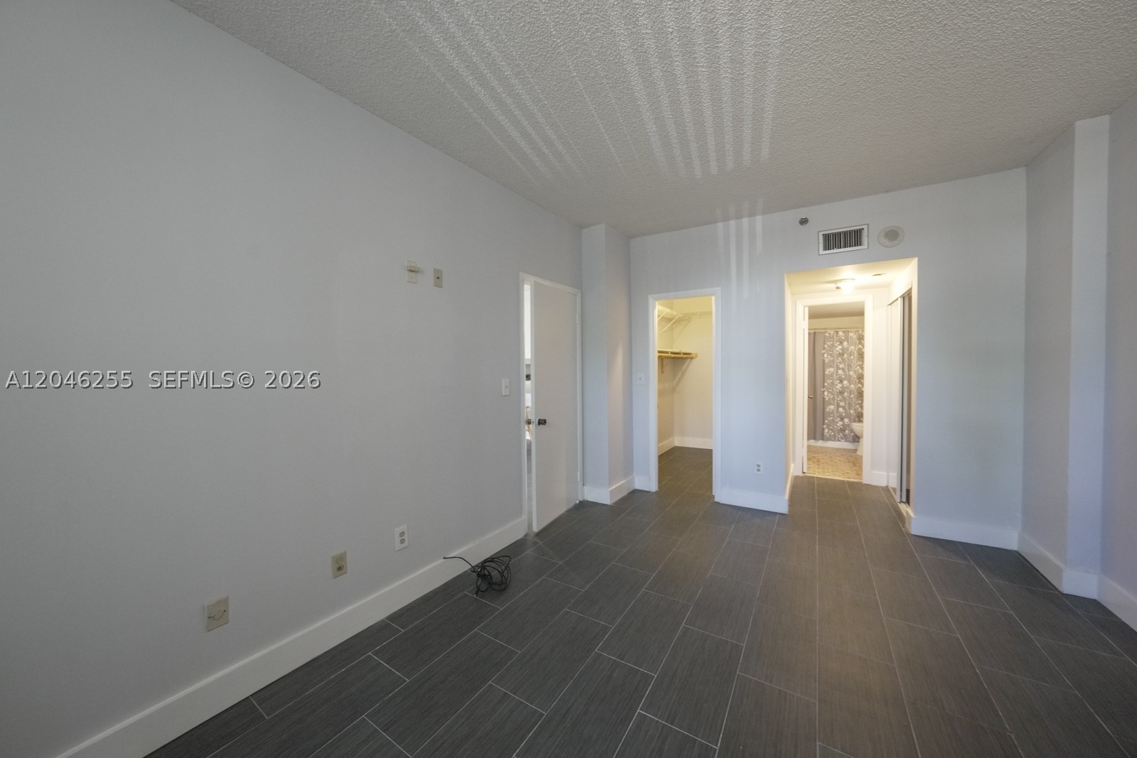 North Miami photo 5