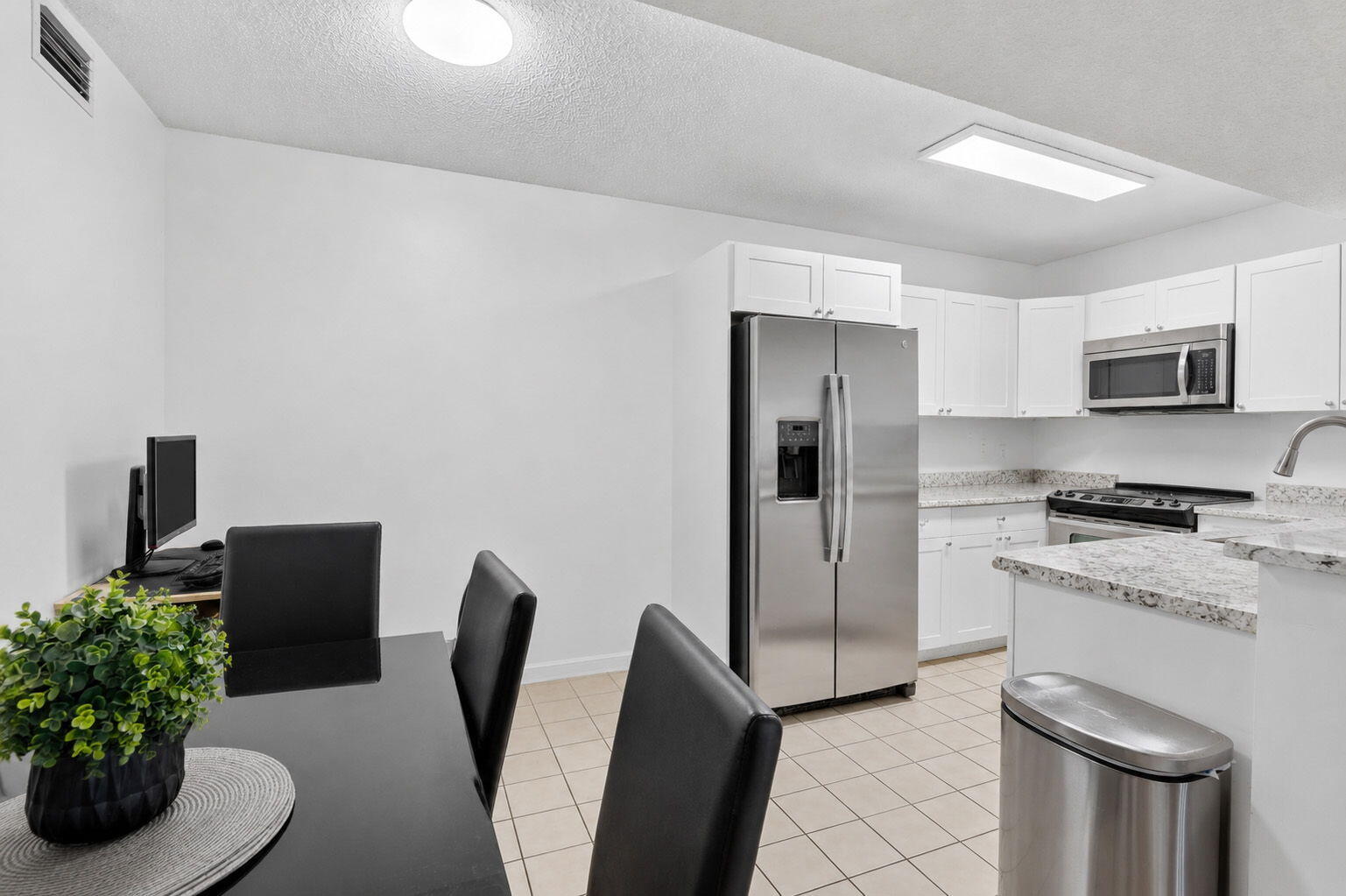Pembroke Pines photo 4