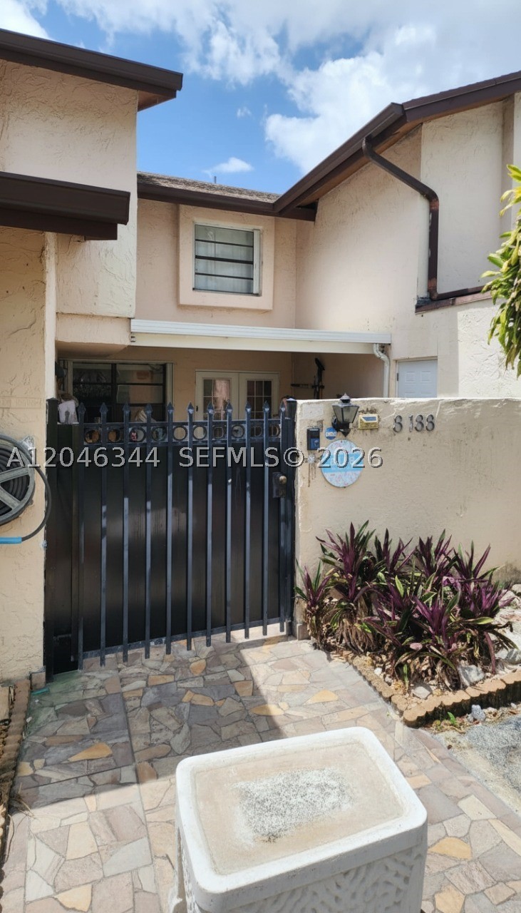 Hialeah Gardens photo 2