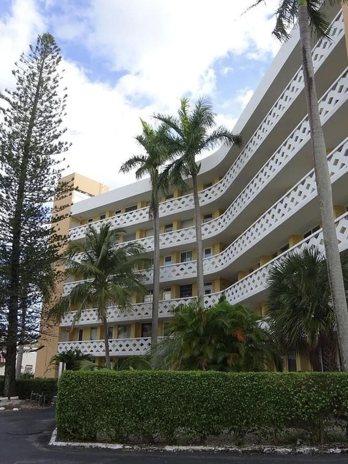 Fort Lauderdale photo 1
