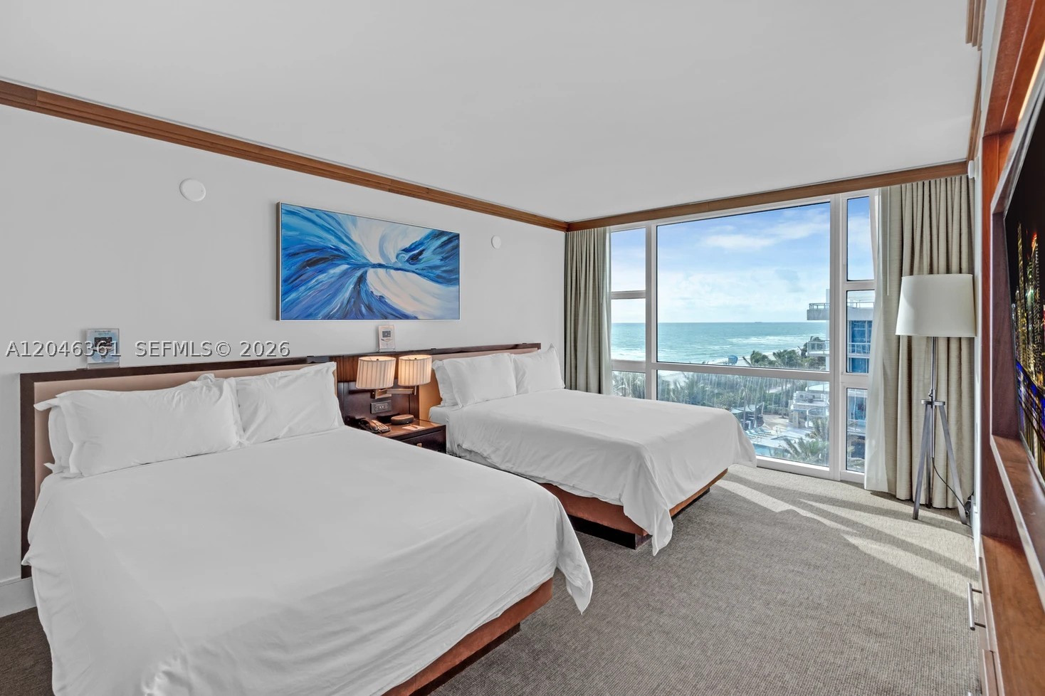 Miami Beach photo 1