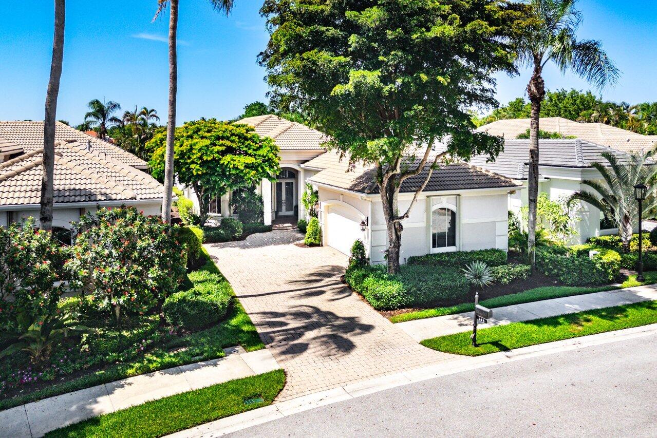 Palm Beach Gardens photo 2