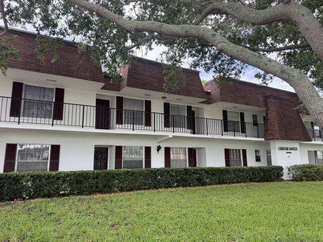 Palm Beach Gardens photo 1