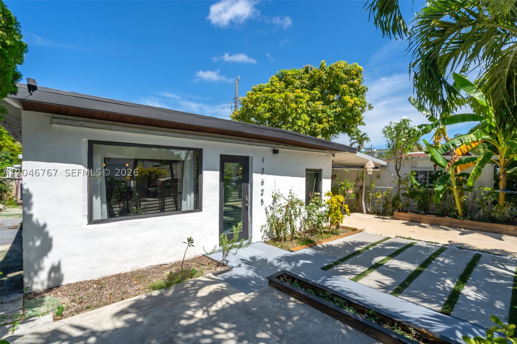 North Miami Beach photo 3