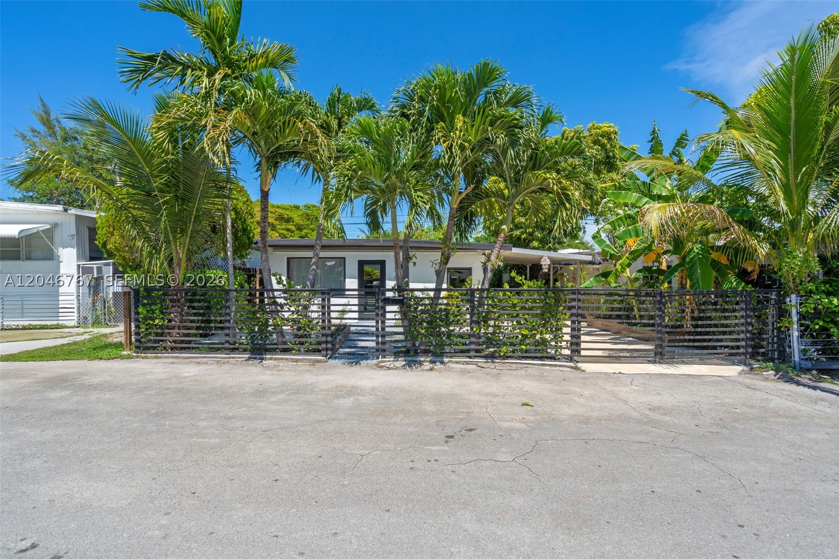 North Miami Beach photo 4