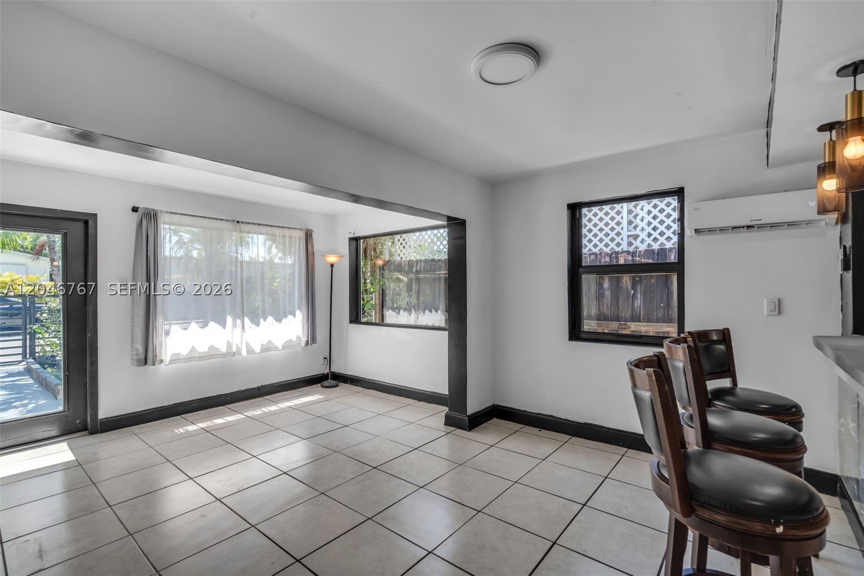 North Miami Beach photo 5