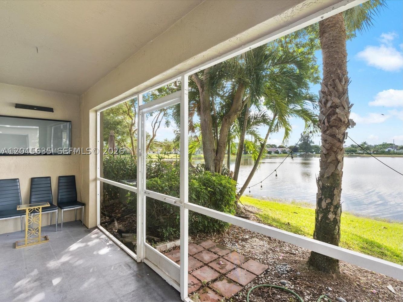 Pembroke Pines photo 4