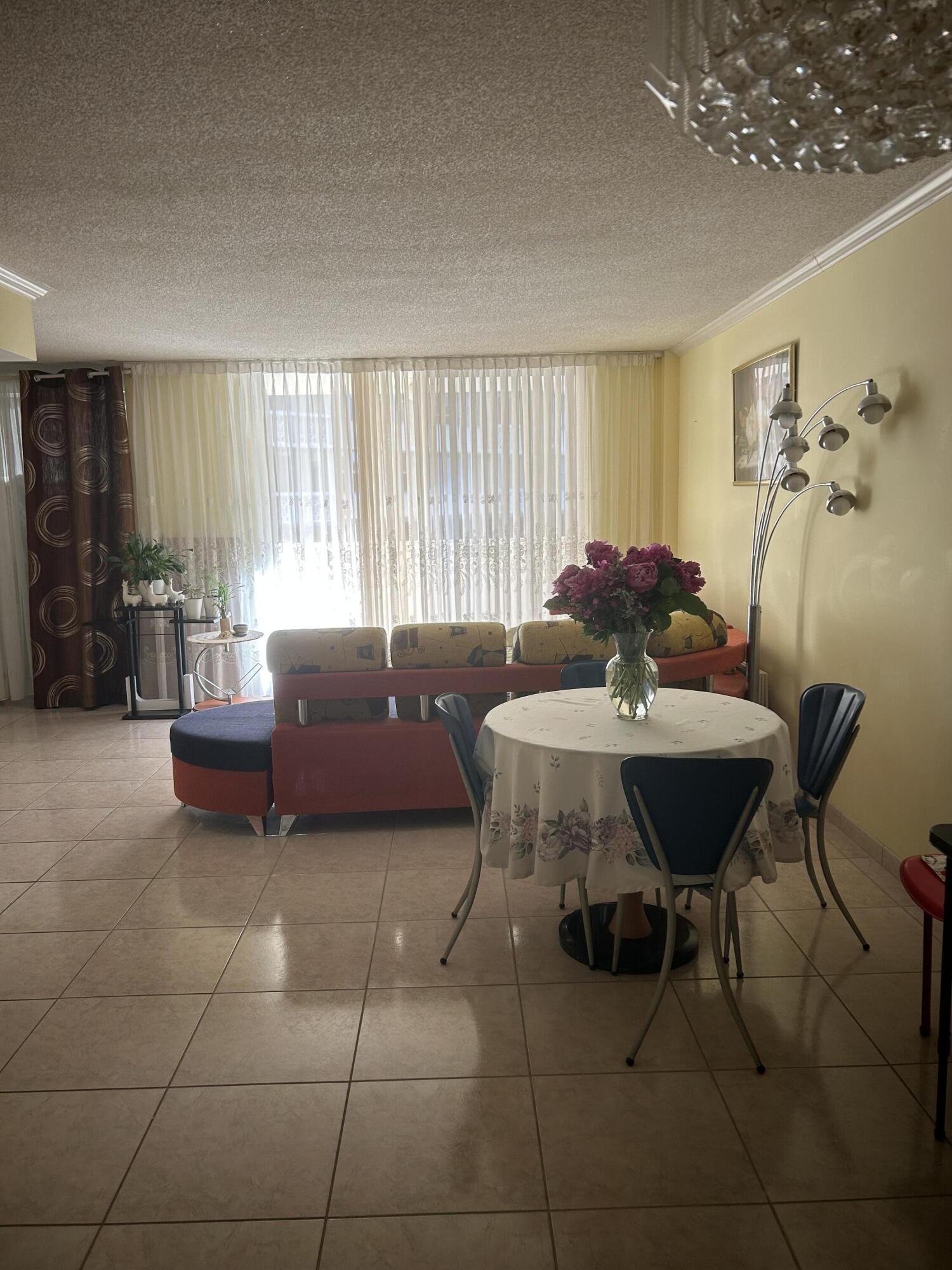 Hallandale Beach photo 1