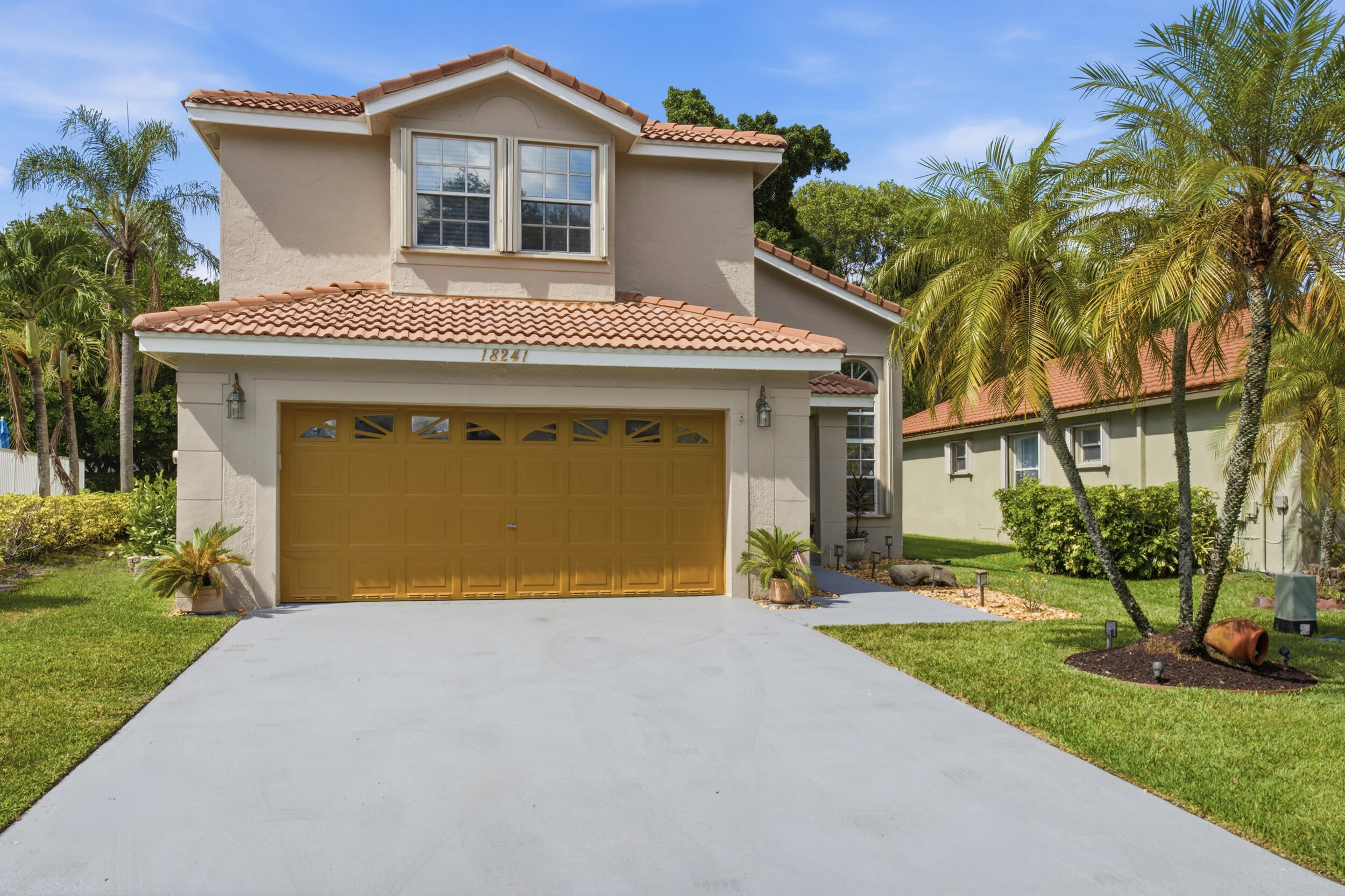 Pembroke Pines photo 4