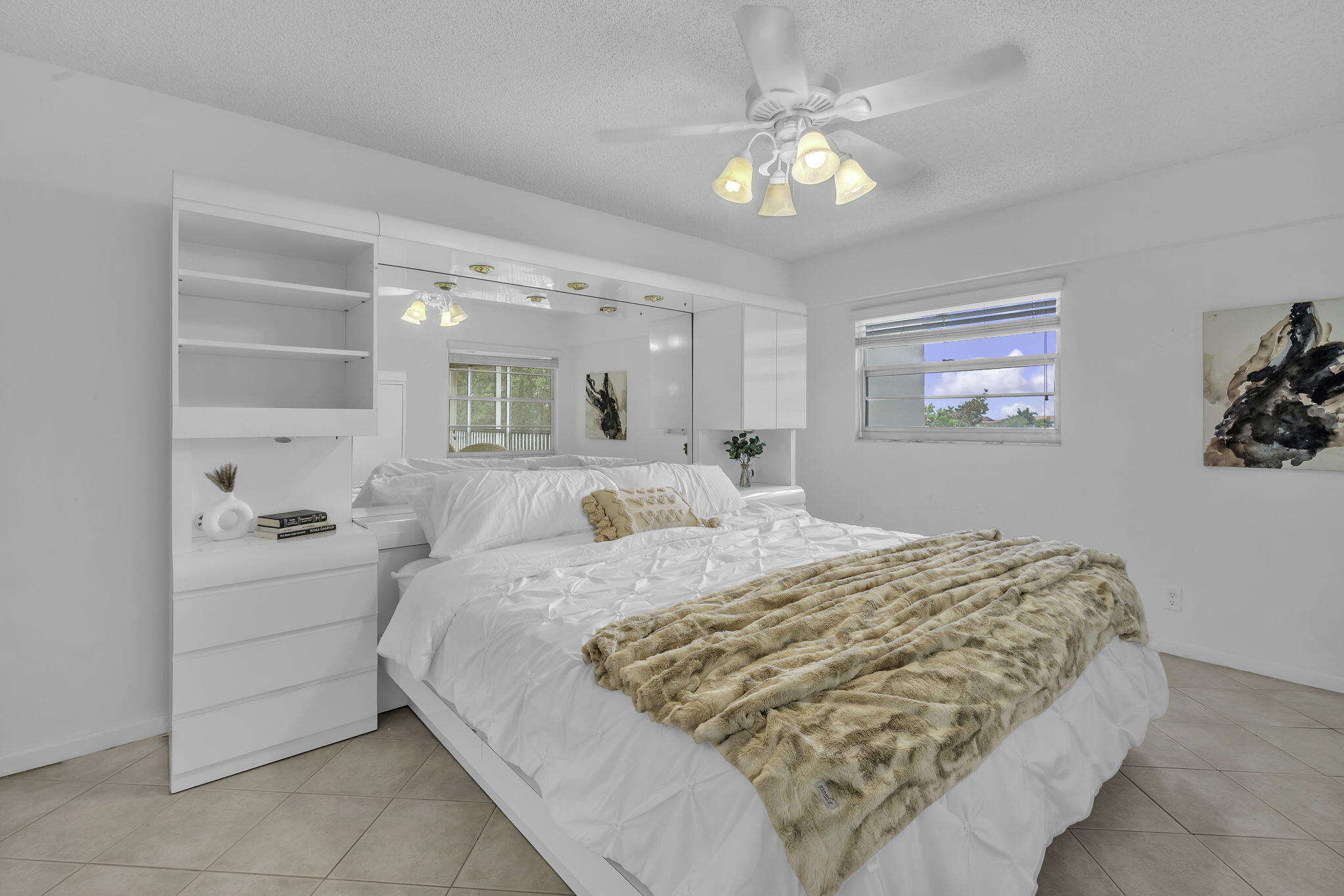 Pembroke Pines photo 1