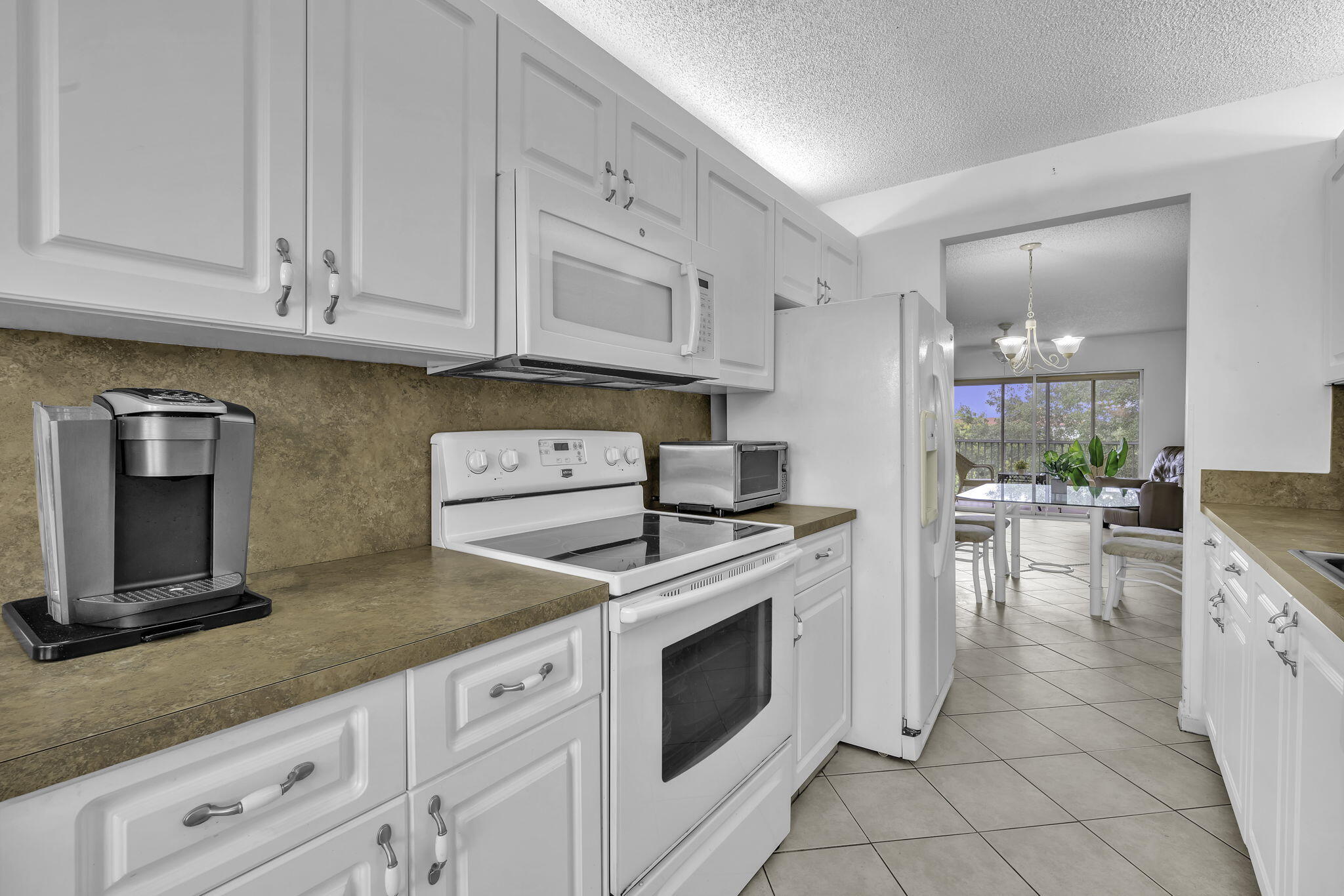 Pembroke Pines photo 3