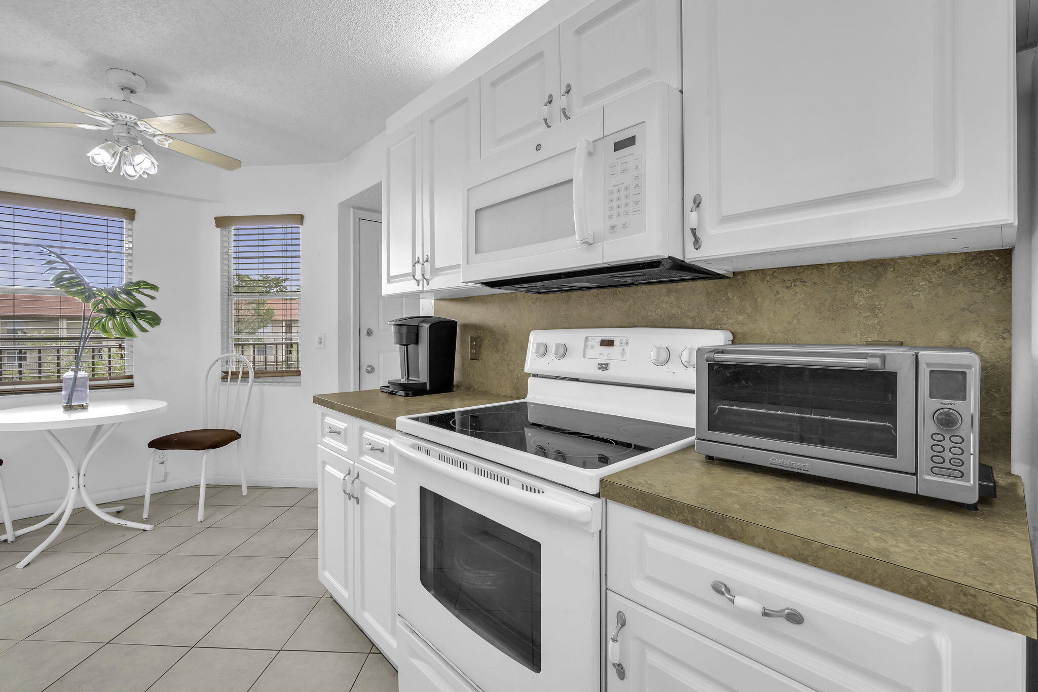 Pembroke Pines photo 5