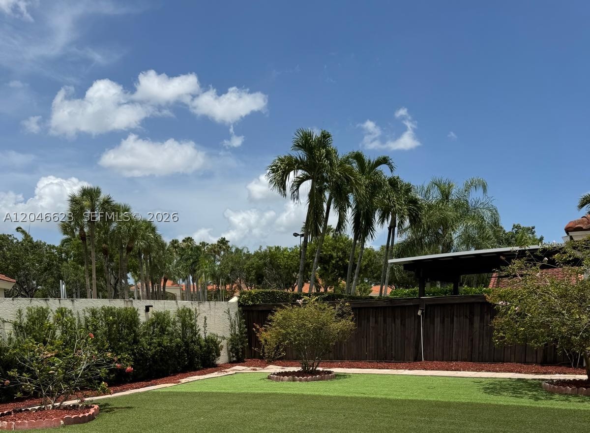 Doral photo 2