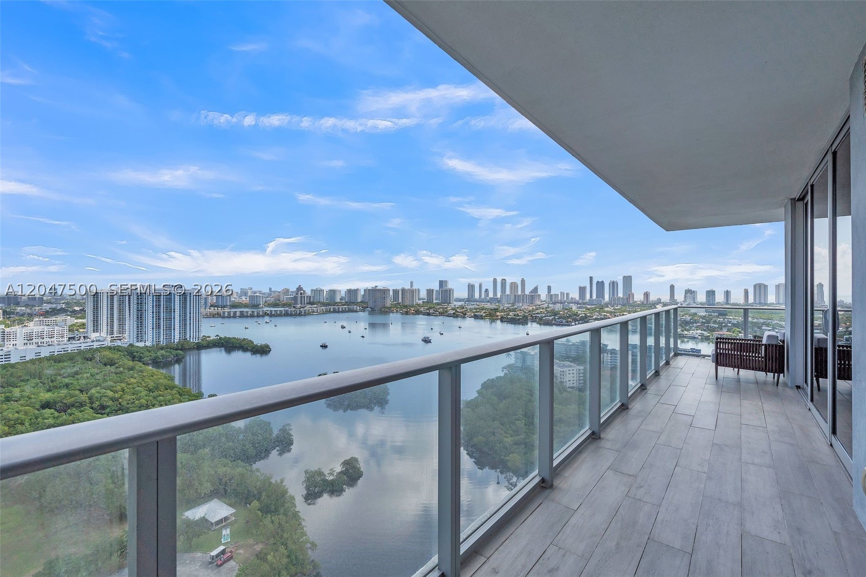 North Miami Beach photo 2