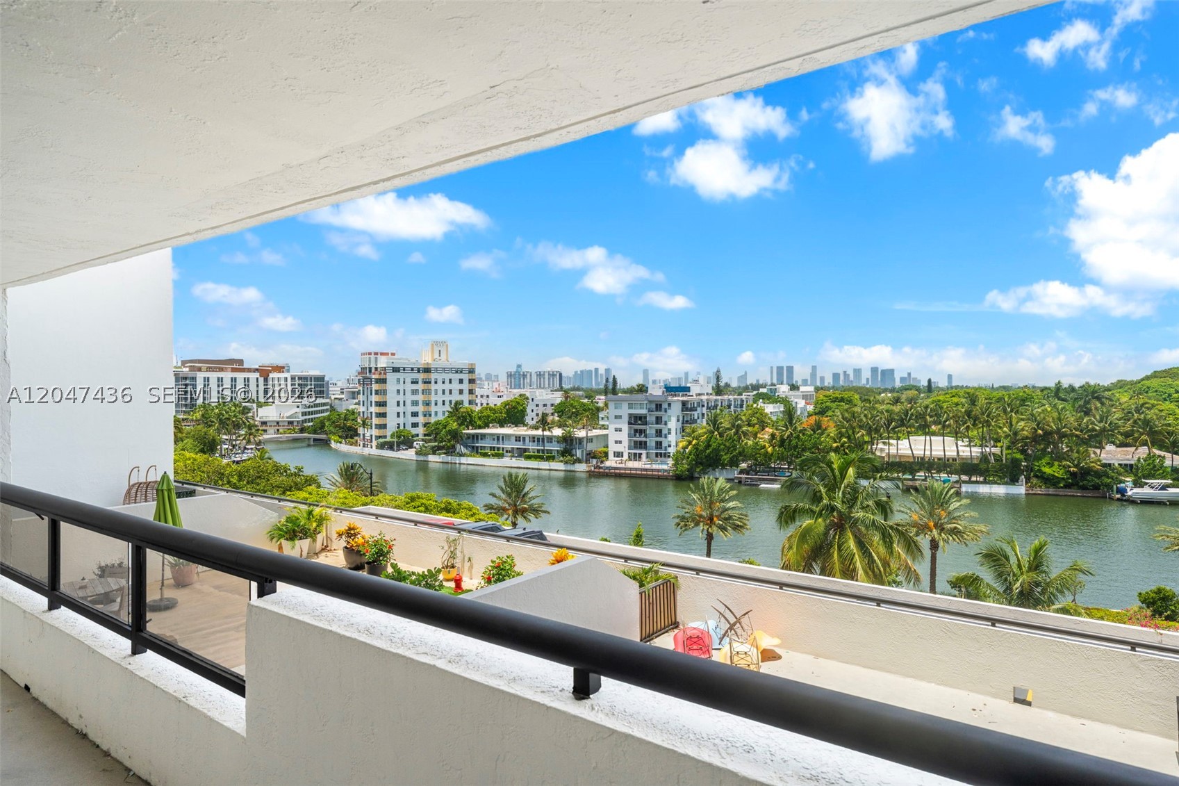 Miami Beach photo 1