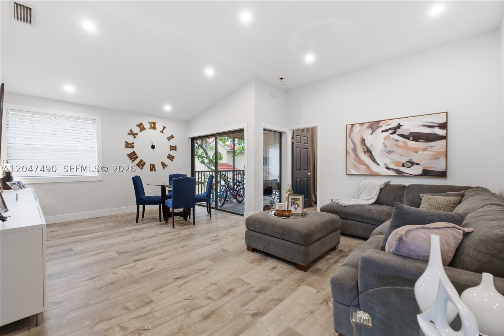 Pembroke Pines photo 5
