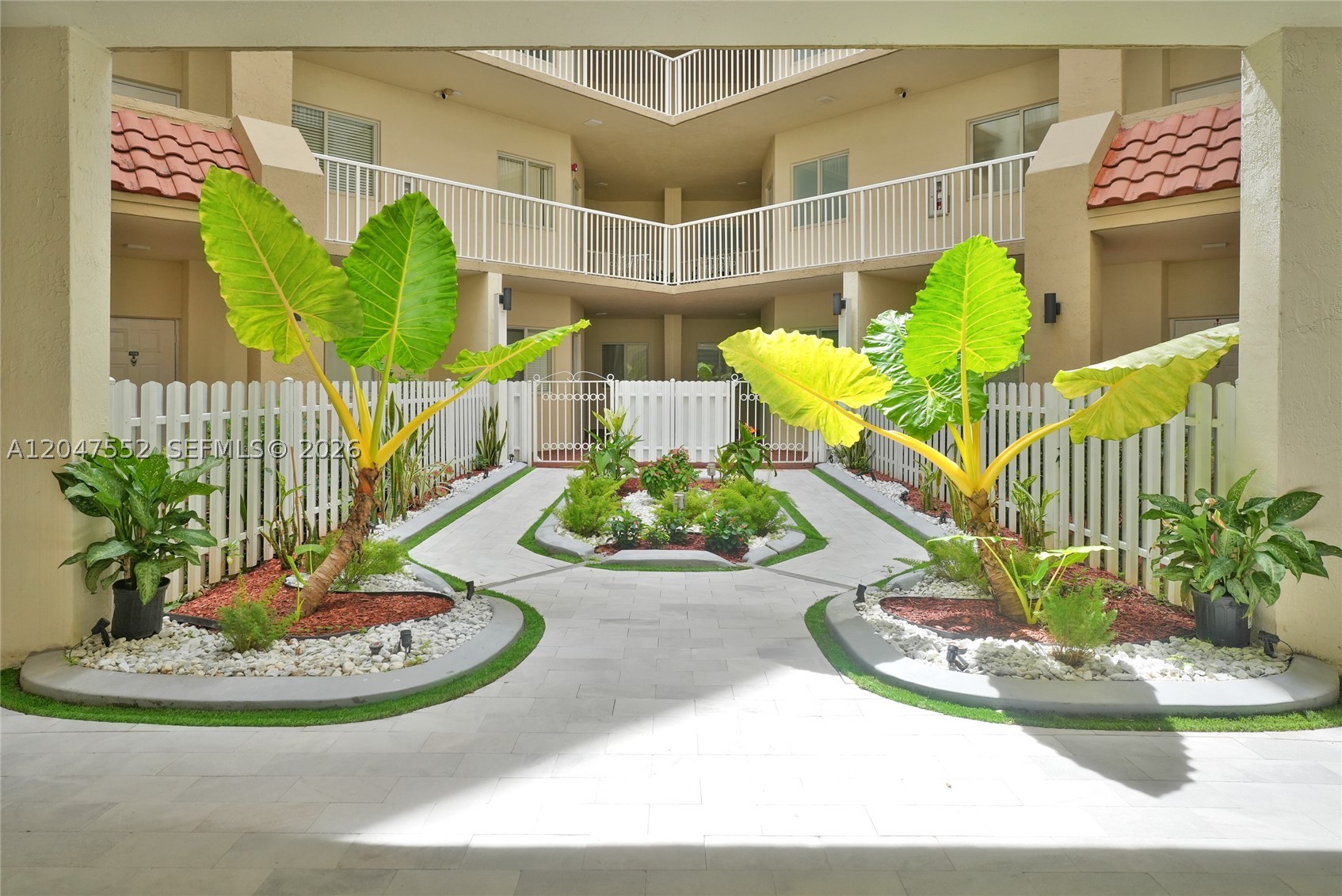 Doral photo 3