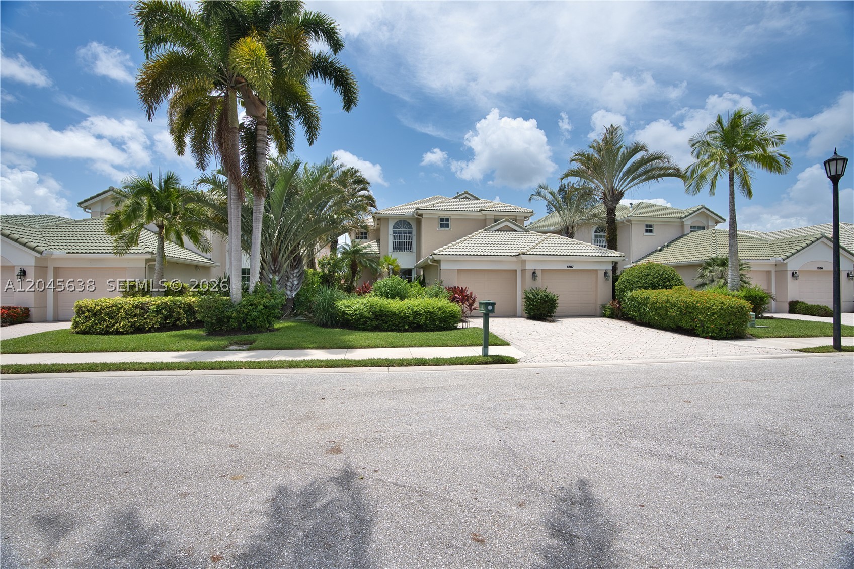 Palm Beach Gardens photo 2